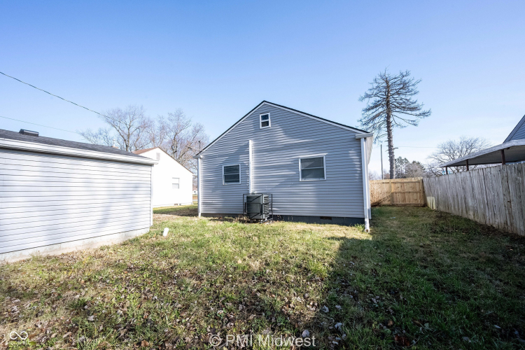Listing Image 18