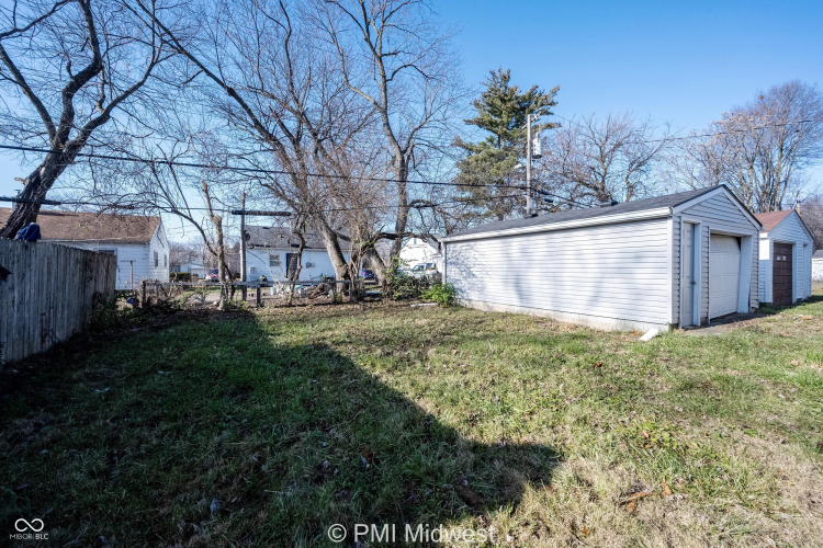 Listing Image 19