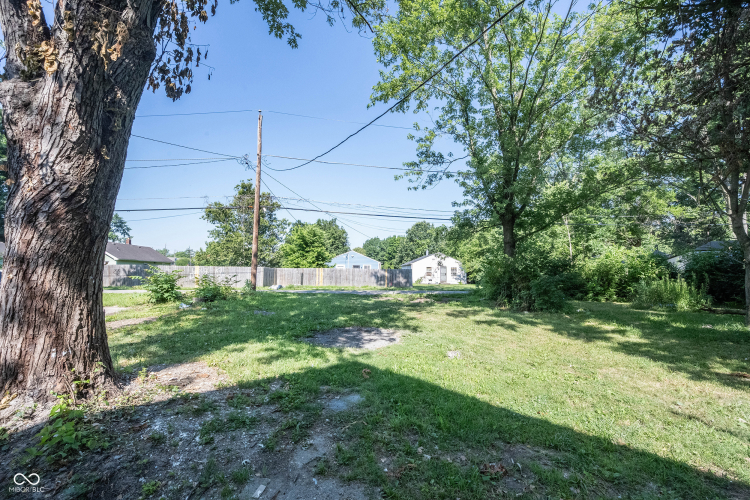 Listing Image 40