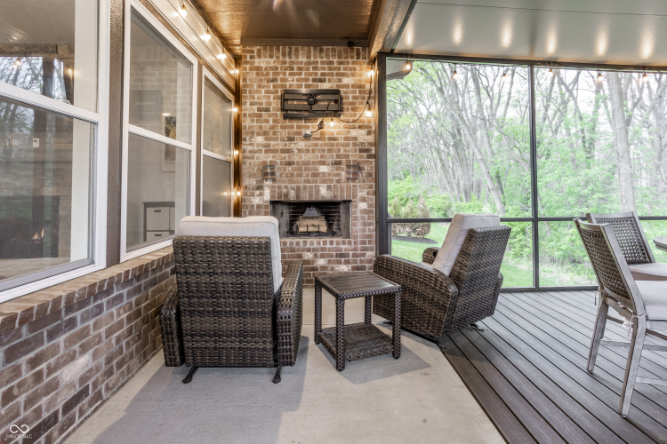Listing Image 13