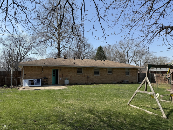 Listing Image 12
