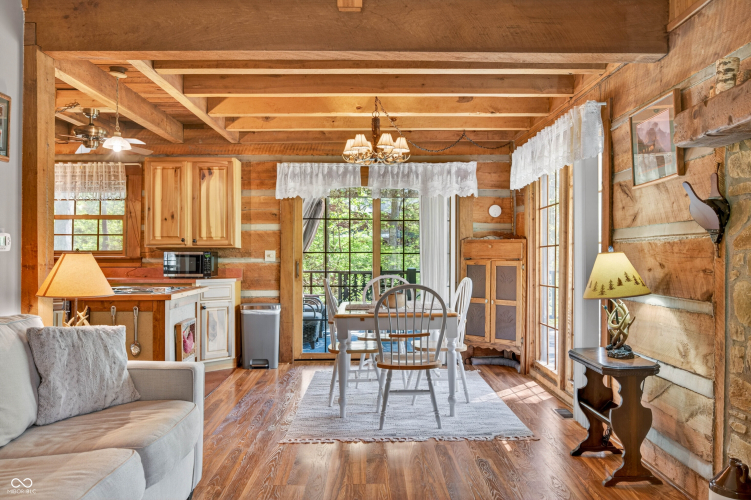 Listing Image 13