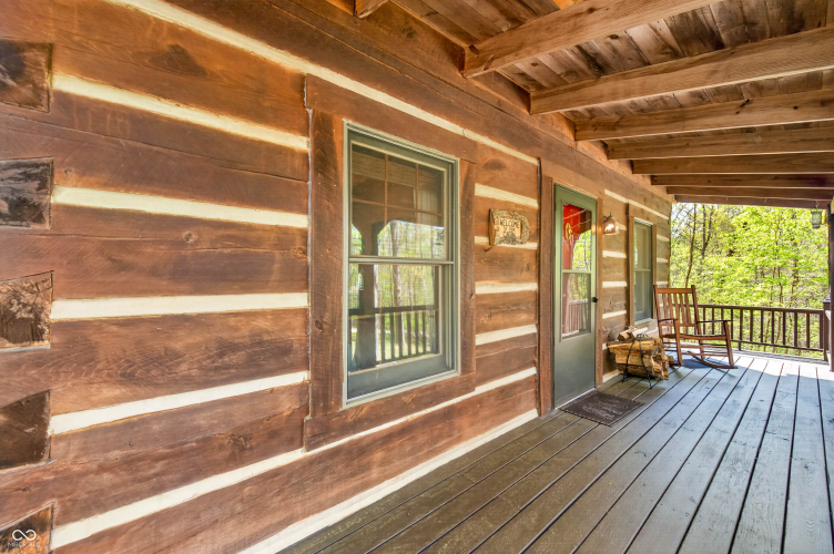 Listing Image 3
