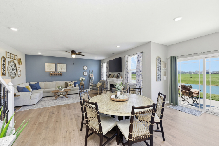 Listing Image 12