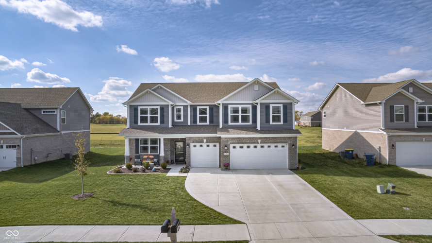 Listing Image 44