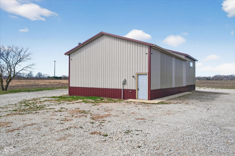 Listing Image 18