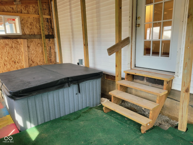 Listing Image 18