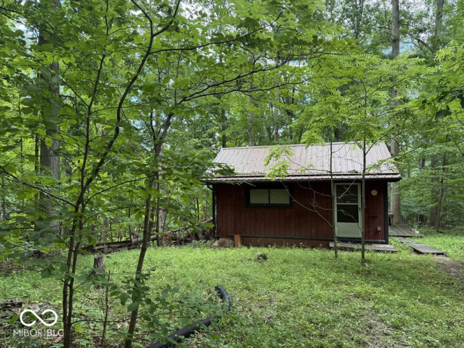 Listing Image 4