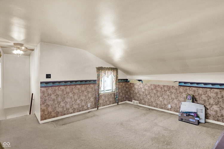 Listing Image 54