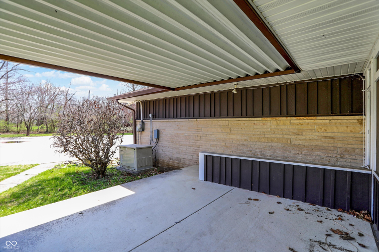 Listing Image 80