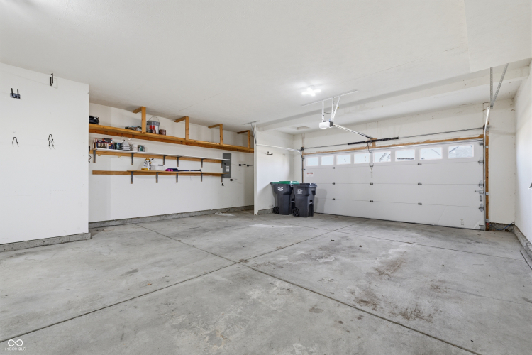 Listing Image 43