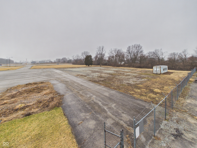 Listing Image 18