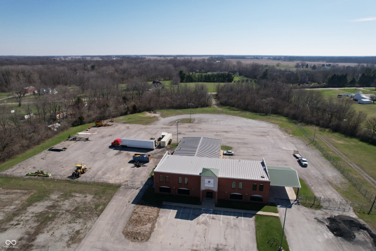 Listing Image 32
