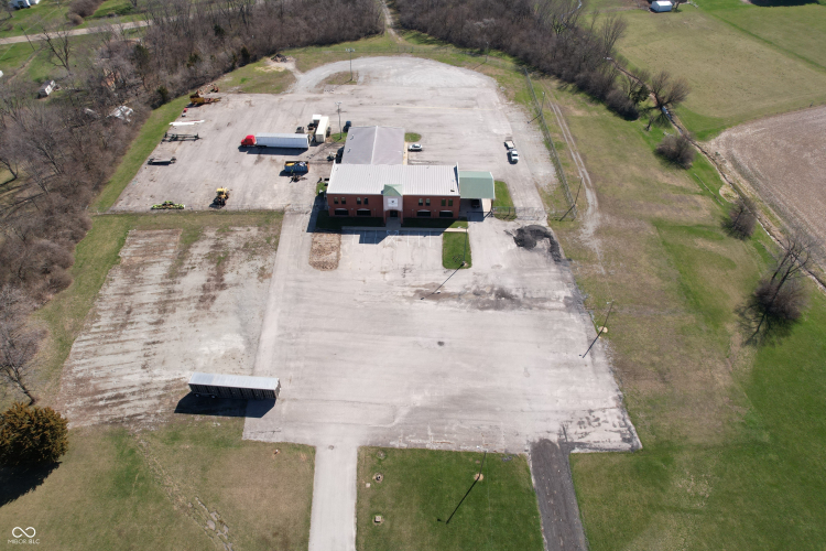 Listing Image 36