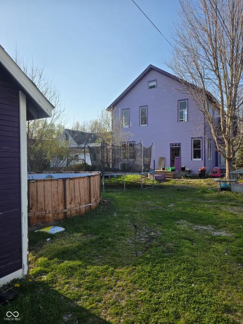 Listing Image 3