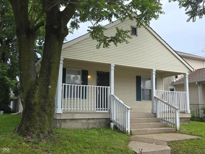 Listing Image 2