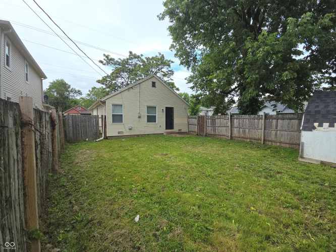 Listing Image 16