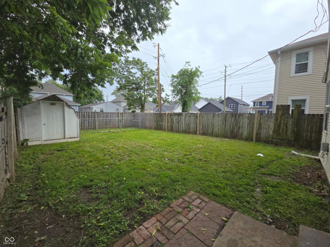 Listing Image 17