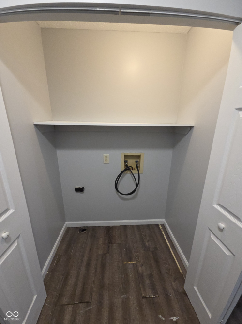 Listing Image 8