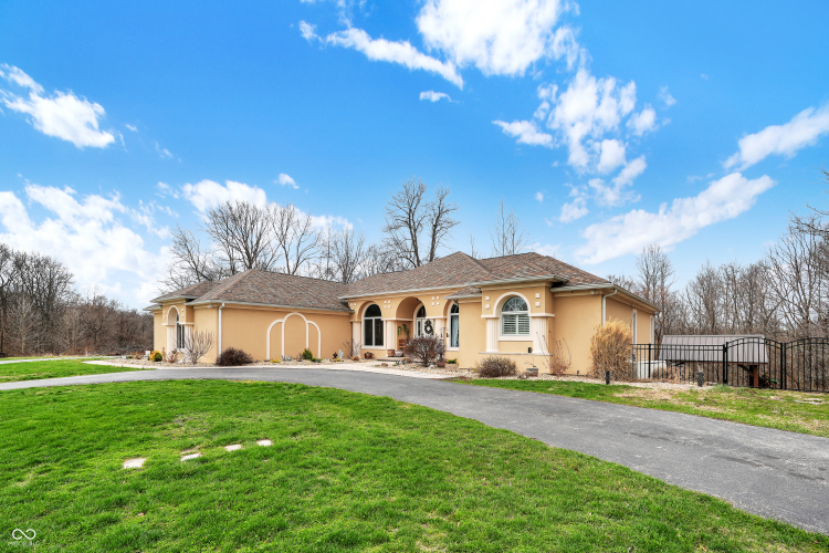 Listing Image 105