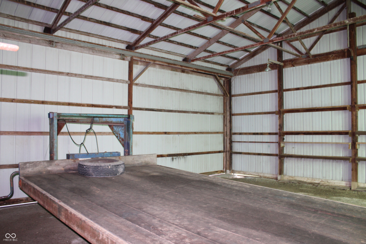 Listing Image 37