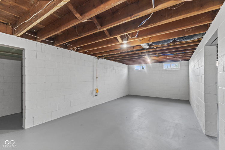 Listing Image 34
