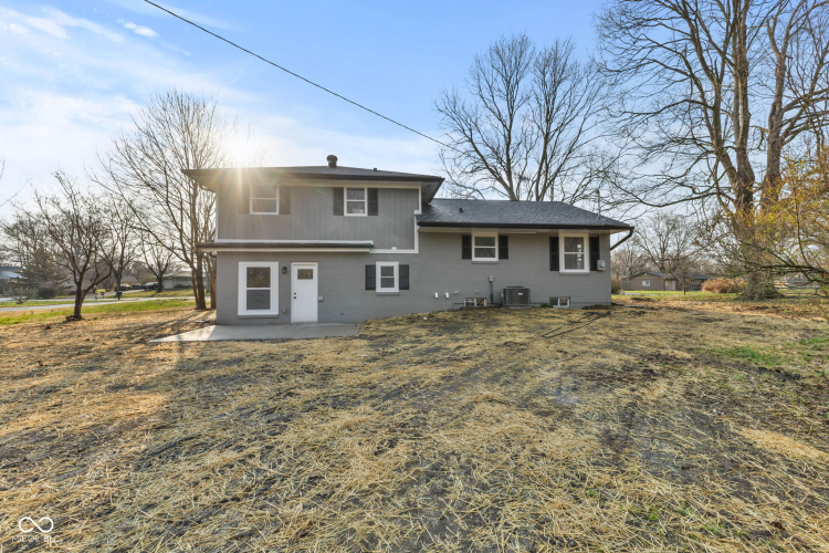 Listing Image 40