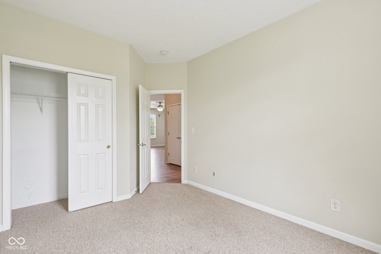 Listing Image 38
