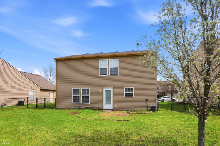 Listing Image 38