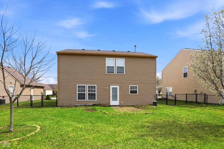 Listing Image 39