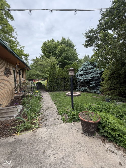 Listing Image 9