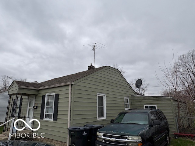 Listing Image 3