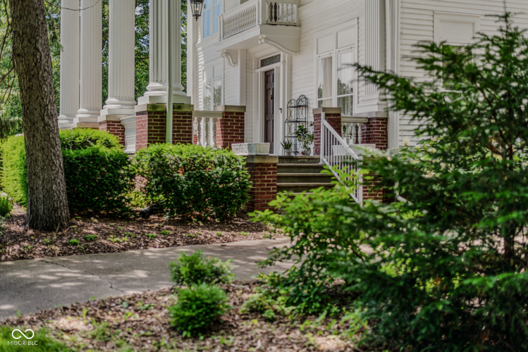 Listing Image 11