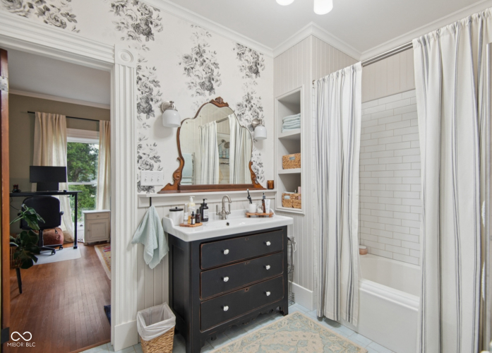 Listing Image 39