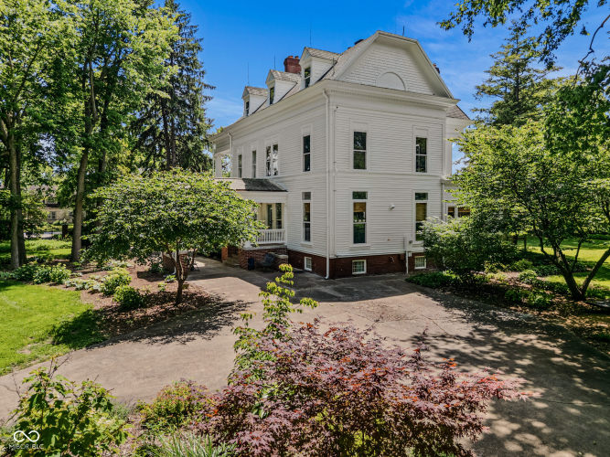 Listing Image 76