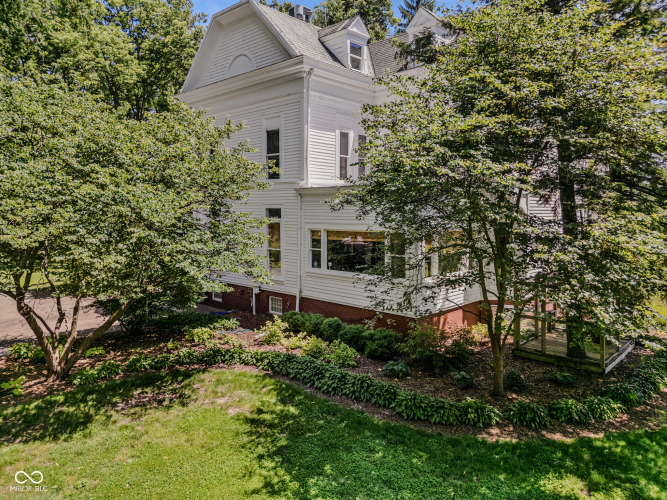 Listing Image 84