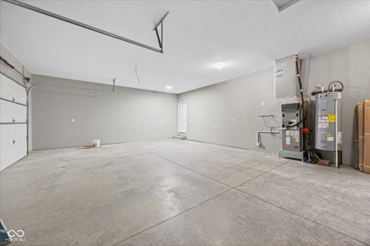 Listing Image 36