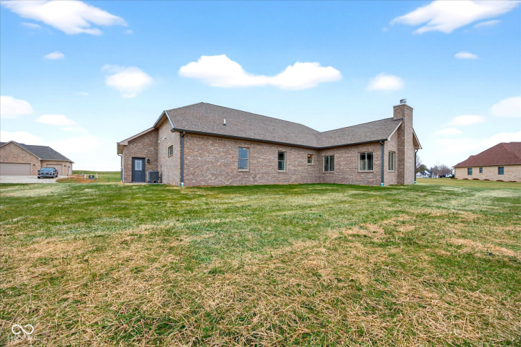 Listing Image 39