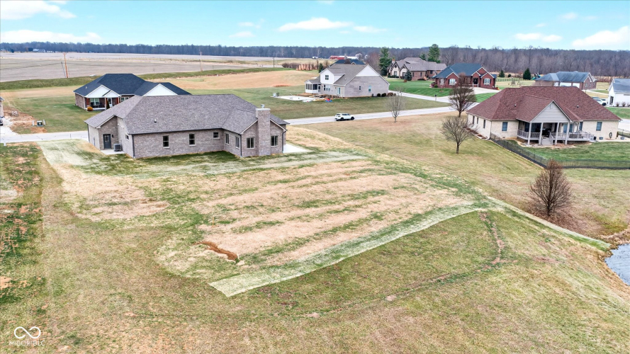 Listing Image 48