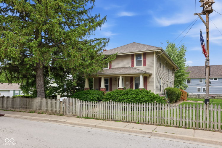 Listing Image 6