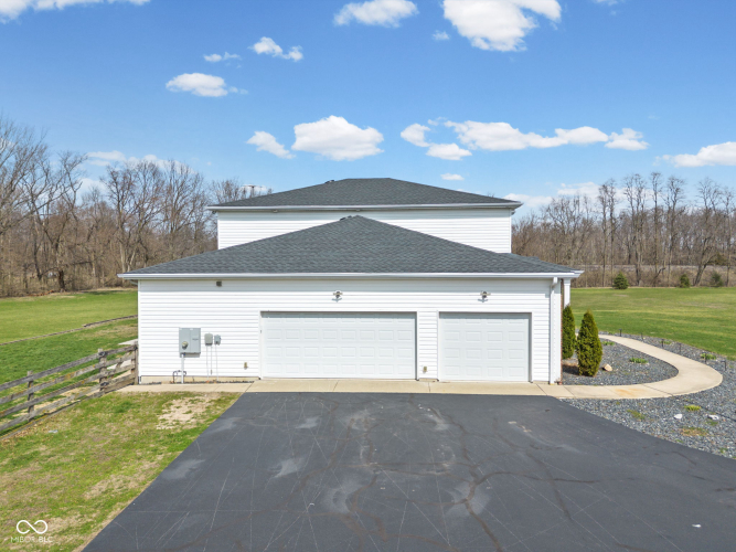Listing Image 27