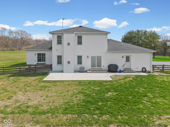 Listing Image 32