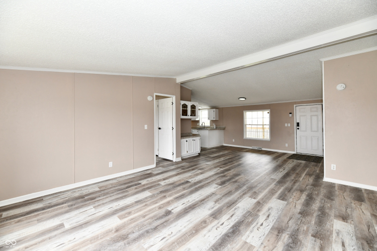 Listing Image 65