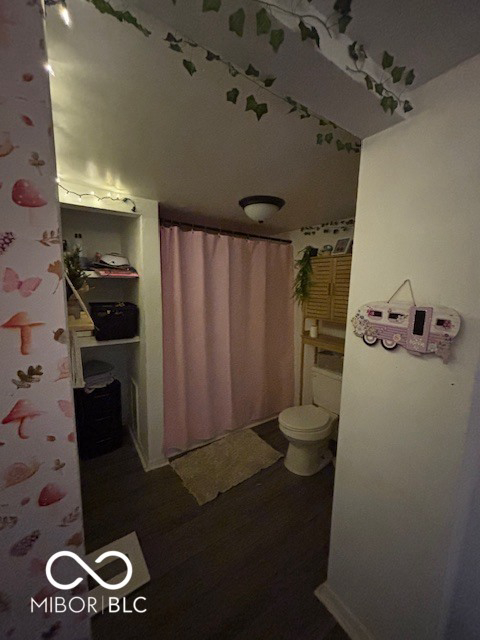 Listing Image 14