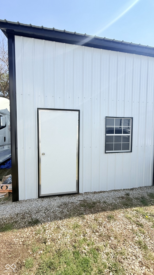 Listing Image 51