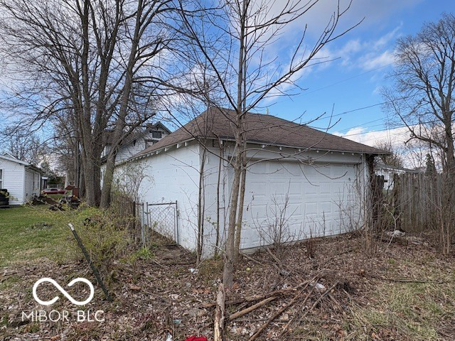 Listing Image 8