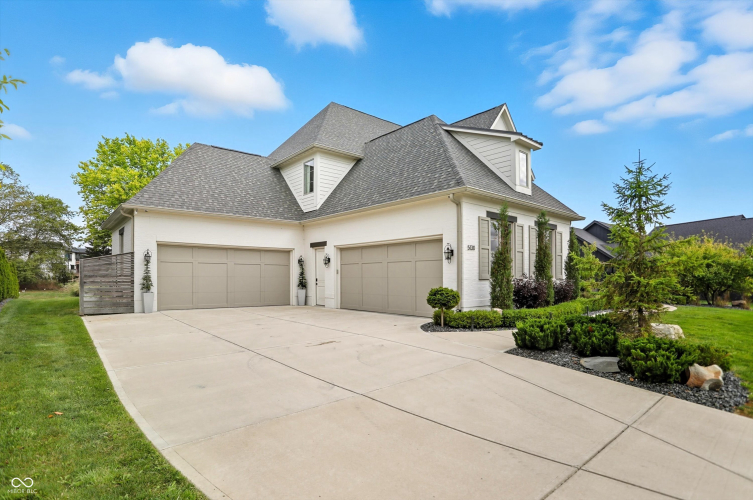 Listing Image 82