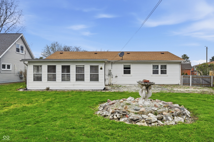 Listing Image 18