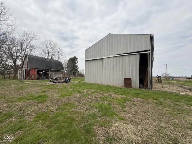 Listing Image 15