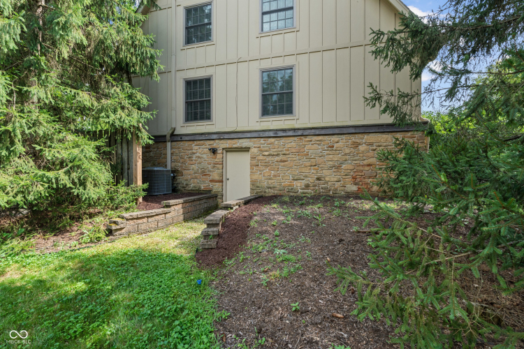 Listing Image 92